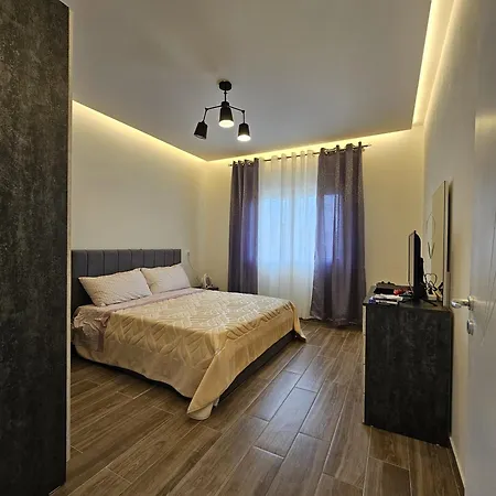 La Casa Di Fatmir فندق مبيت وإفطار