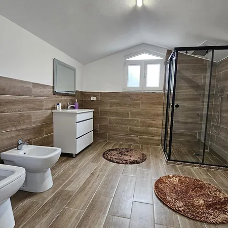 فندق مبيت وإفطار La Casa Di Fatmir