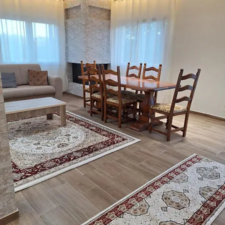 La Casa Di Fatmir